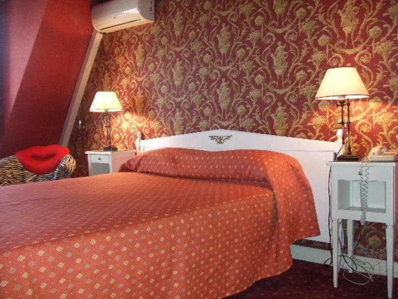 Hotel Maxim Opera Paris Oda fotoğraf